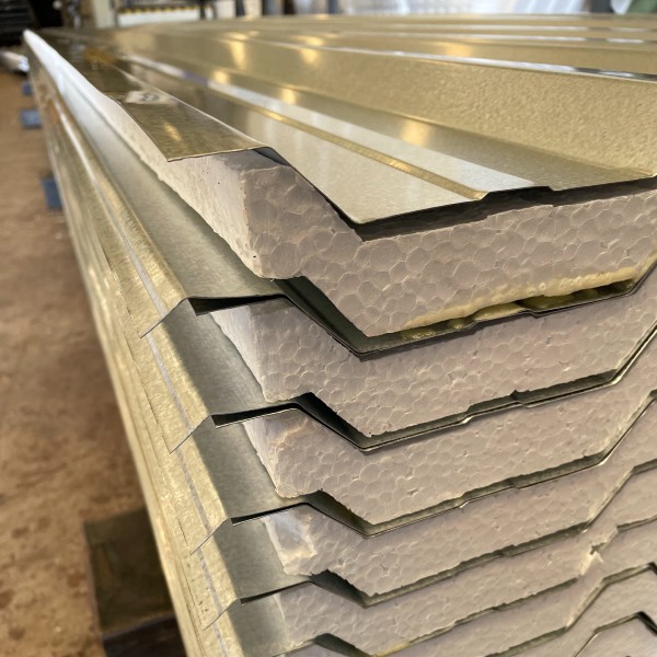 Telha Sanduiche Termoacustica Pantanal Telhas